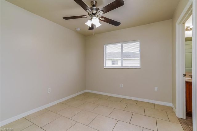 427 Vanetta DR, Lehigh Acres, FL 33972