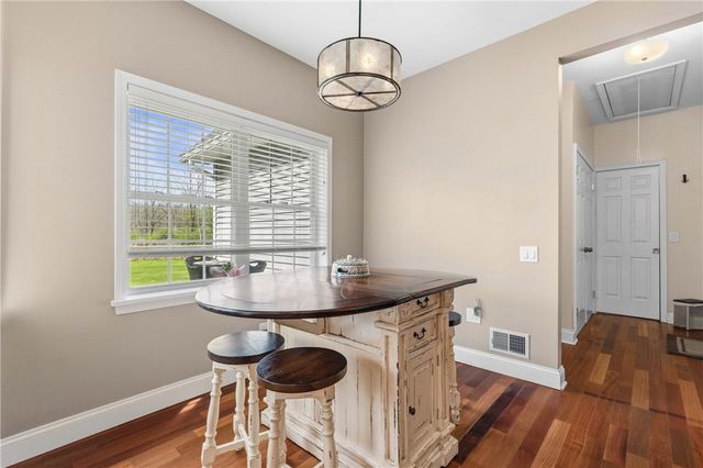 18 Big Tree Street, Livonia, NY 14487