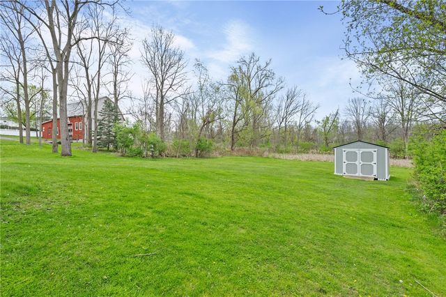 18 Big Tree Street, Livonia, NY 14487