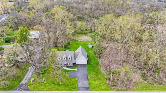 18 Big Tree Street, Livonia, NY 14487