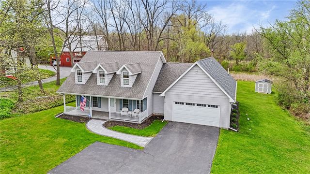 18 Big Tree Street, Livonia, NY 14487
