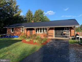 5950 RIDGE RD, Mount Airy, MD 21771