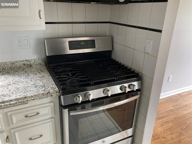 174 Maple Street, Fairview, NJ 07022