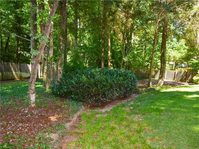 4017 Preswick Court, High Point, NC 27265