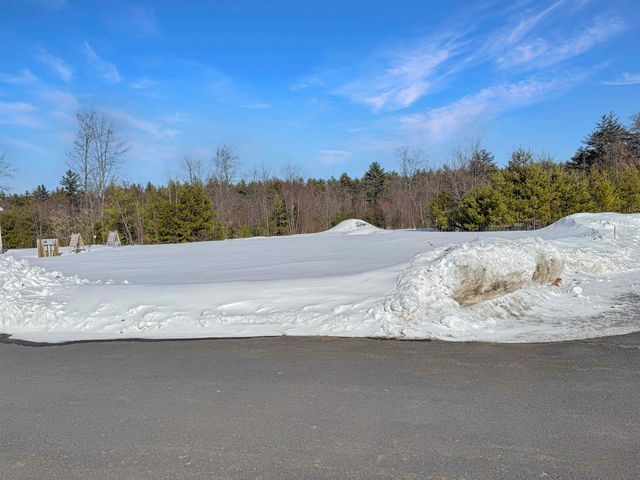 35 Margarets Way, Ossipee, NH 03864