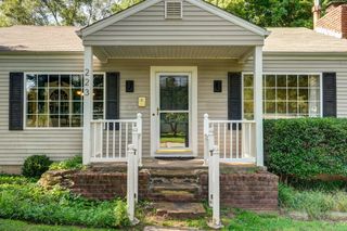 223 East Silsby Street, Springfield, MO 65807