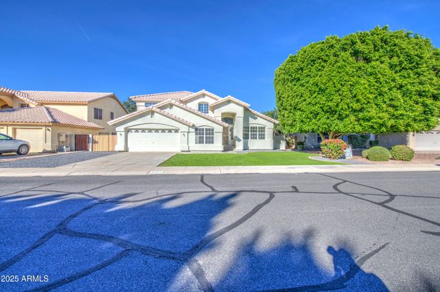 4266 E MILLBRAE Lane, Gilbert, AZ 85234