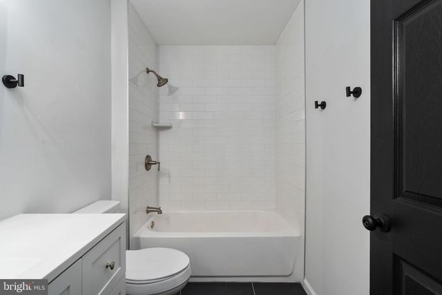 41 BALDWIN DR, Fredericksburg, VA 22406