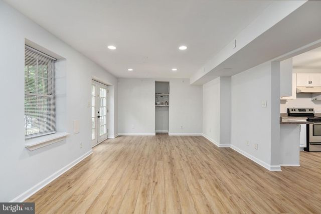 41 BALDWIN DR, Fredericksburg, VA 22406