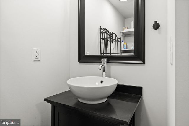 41 BALDWIN DR, Fredericksburg, VA 22406