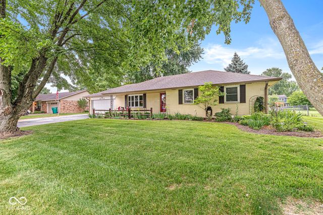 6481 Walnut, Brownsburg, IN 46112