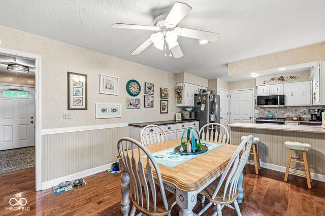 6481 Walnut, Brownsburg, IN 46112