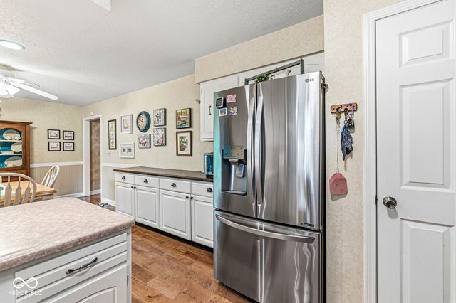 6481 Walnut, Brownsburg, IN 46112