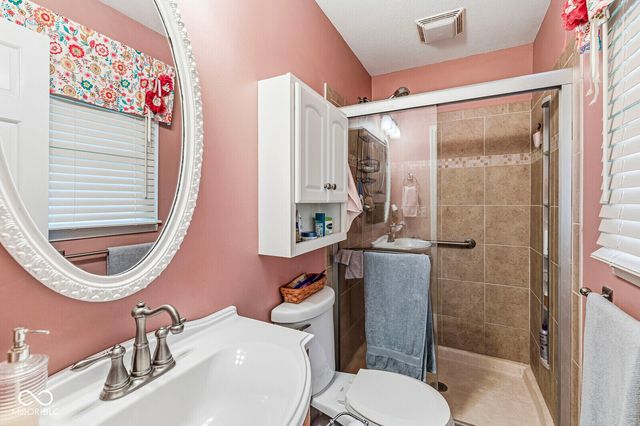 6481 Walnut, Brownsburg, IN 46112