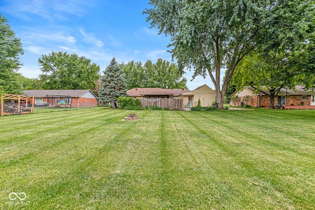 6481 Walnut, Brownsburg, IN 46112