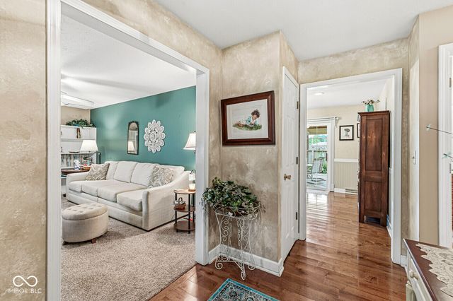 6481 Walnut, Brownsburg, IN 46112