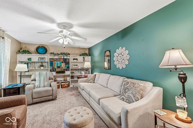 6481 Walnut, Brownsburg, IN 46112