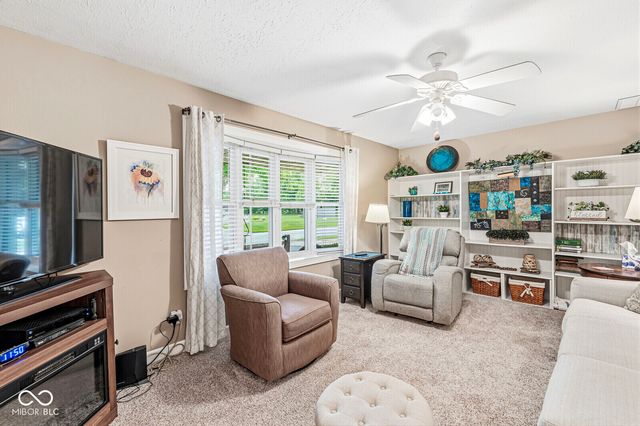 6481 Walnut, Brownsburg, IN 46112