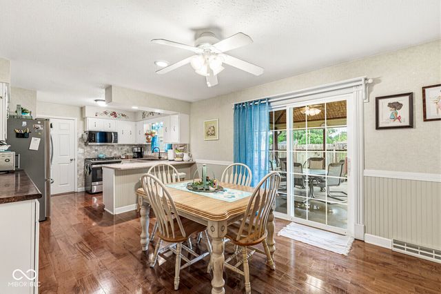 6481 Walnut, Brownsburg, IN 46112