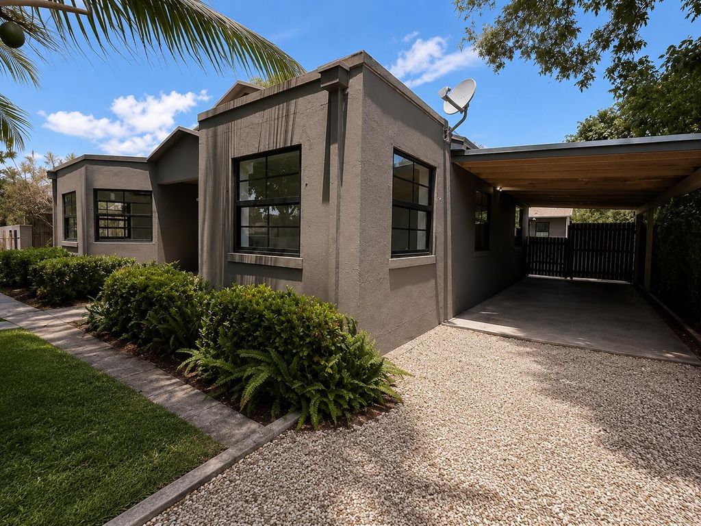 521 48th Street, West Palm Beach, FL 33407