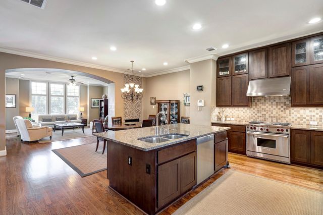 1222 Rosedale Street, Houston, TX 77004