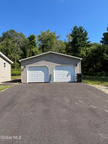 683 Knickerbocker Road, Schaghticoke, NY 12154