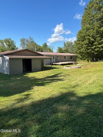 683 Knickerbocker Road, Schaghticoke, NY 12154