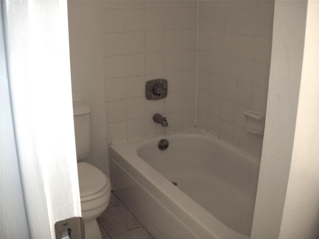 9850 Pagewood Lane 1303, Houston, TX 77042