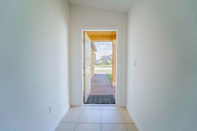 788 Worlington Lane, Fort Pierce, FL 34947