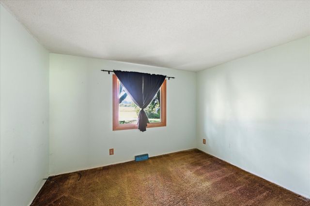 12212 283rd Avenue, Princeton, MN 55371