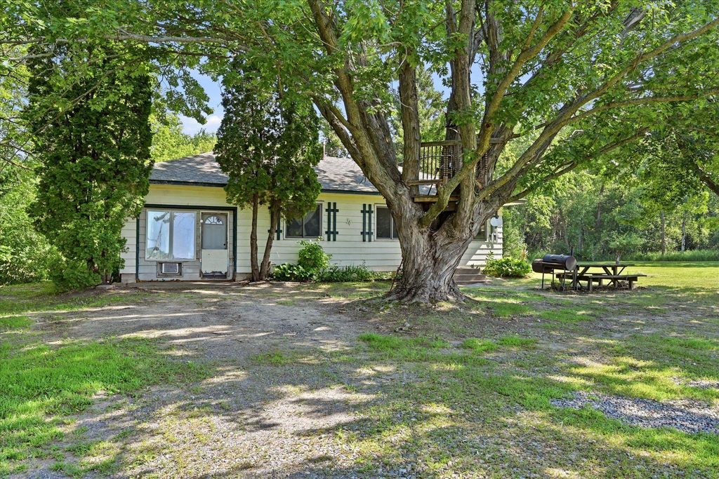 12212 283rd Avenue, Princeton, MN 55371