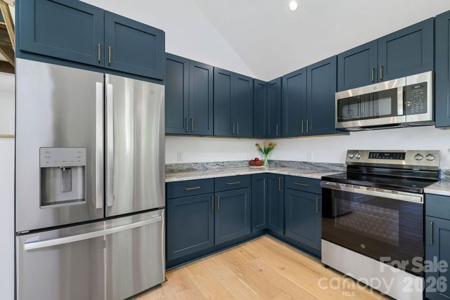 523 Harrison Avenue, Franklin, NC 28734