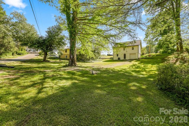 523 Harrison Avenue, Franklin, NC 28734