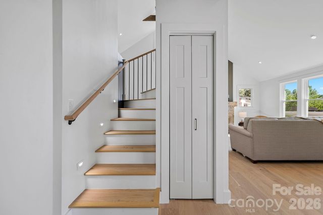 523 Harrison Avenue, Franklin, NC 28734