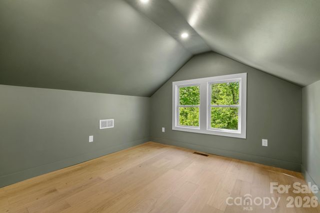 523 Harrison Avenue, Franklin, NC 28734