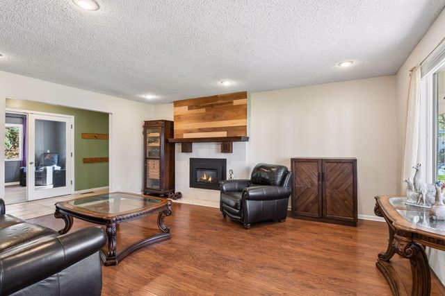 3970 Yorktown Lane N, Plymouth, MN 55441