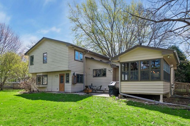 3970 Yorktown Lane N, Plymouth, MN 55441