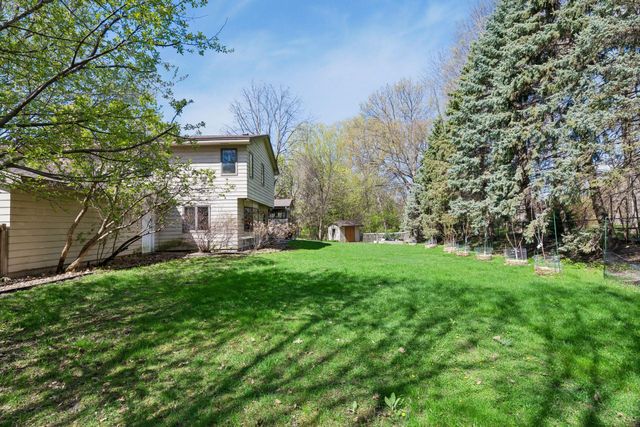 3970 Yorktown Lane N, Plymouth, MN 55441
