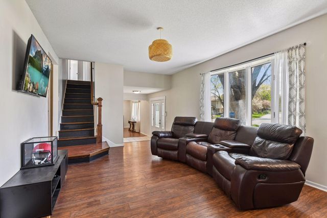 3970 Yorktown Lane N, Plymouth, MN 55441