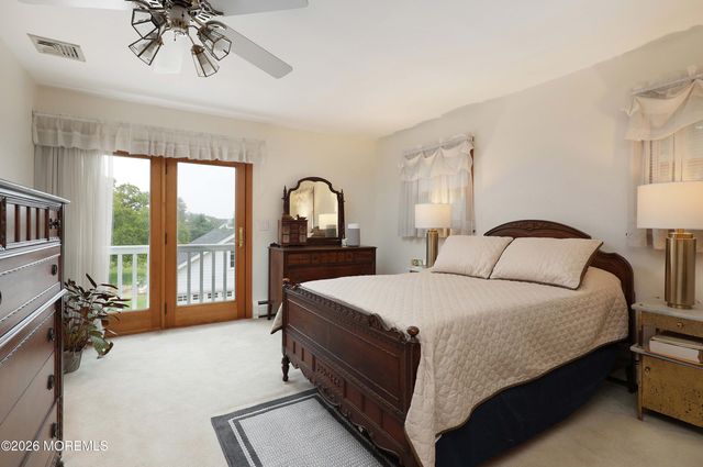 10 Broadway, Belford, NJ 07718