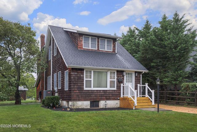 10 Broadway, Belford, NJ 07718