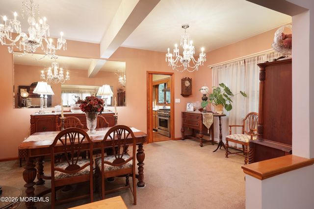 10 Broadway, Belford, NJ 07718