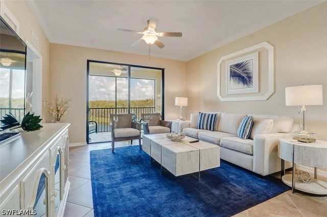 9566 Trevi CT 4944, Naples, FL 34113