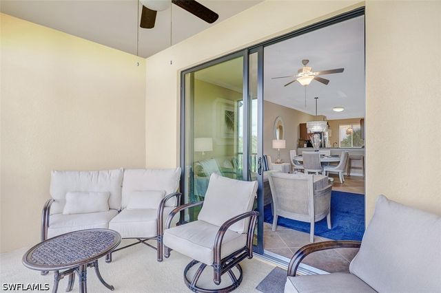9566 Trevi CT 4944, Naples, FL 34113