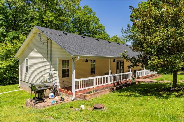 329 Rader Road, Rogers, AR 72756