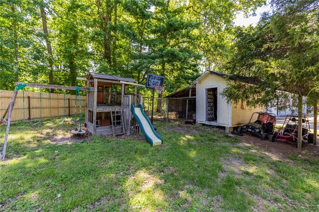 329 Rader Road, Rogers, AR 72756