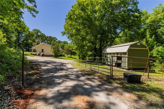 329 Rader Road, Rogers, AR 72756