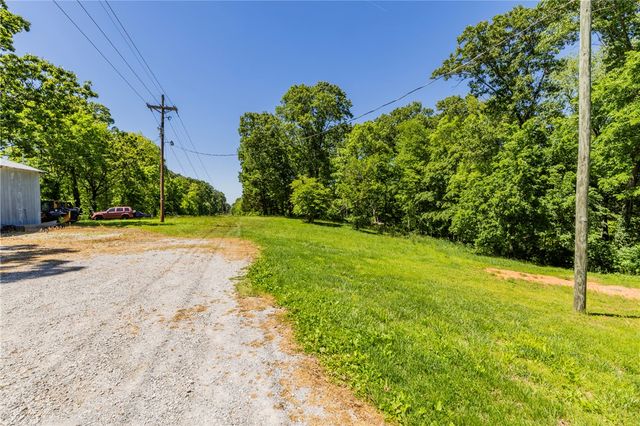 329 Rader Road, Rogers, AR 72756
