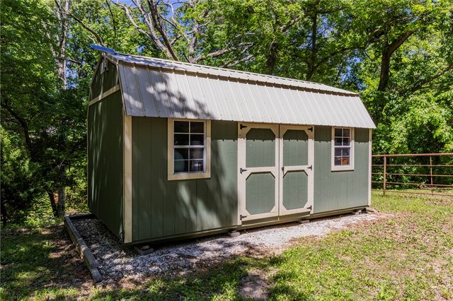 329 Rader Road, Rogers, AR 72756