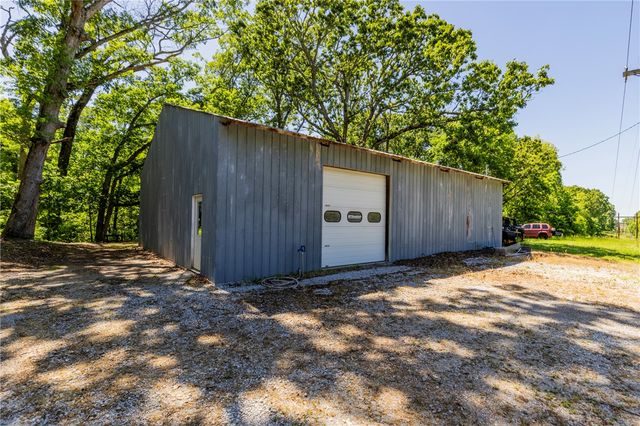 329 Rader Road, Rogers, AR 72756